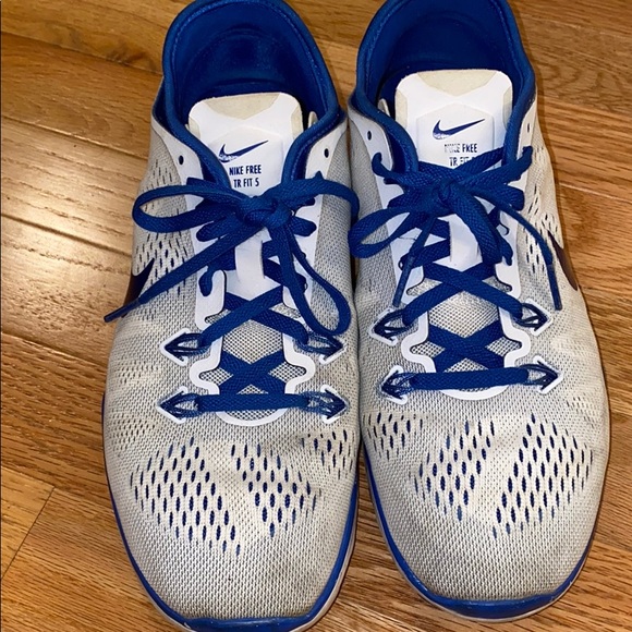 Nike Sneakers - Picture 3 of 3